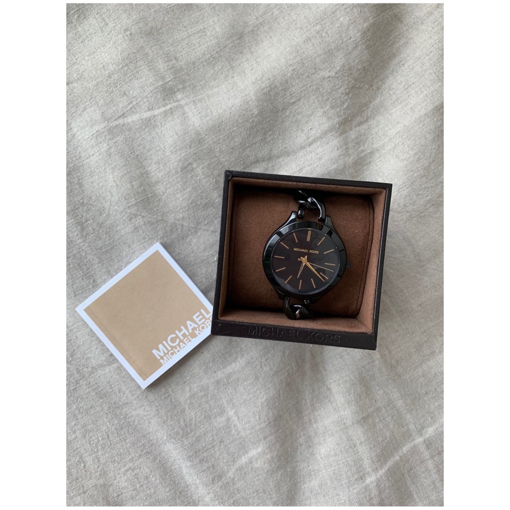 Sleek Michael Kors Link Chain Watch